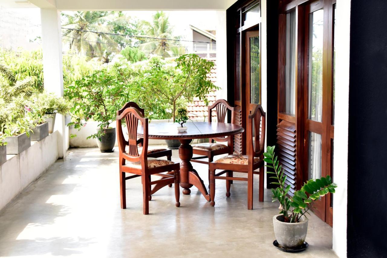 Villa A & A Hikkaduwa Exterior foto